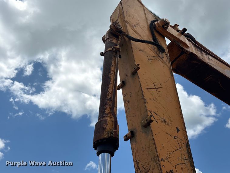 image for item EU0641 2006 Case CX240 excavator