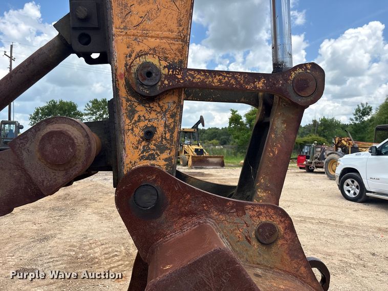 image for item EU0641 2006 Case CX240 excavator
