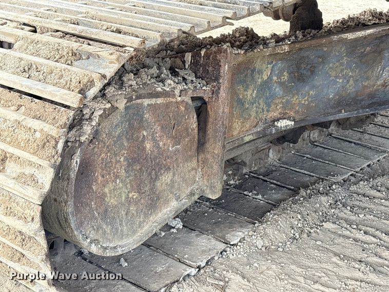 image for item EU0641 2006 Case CX240 excavator