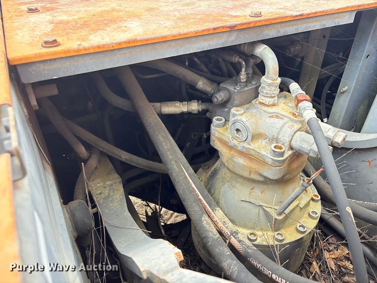 image for item EU0641 2006 Case CX240 excavator