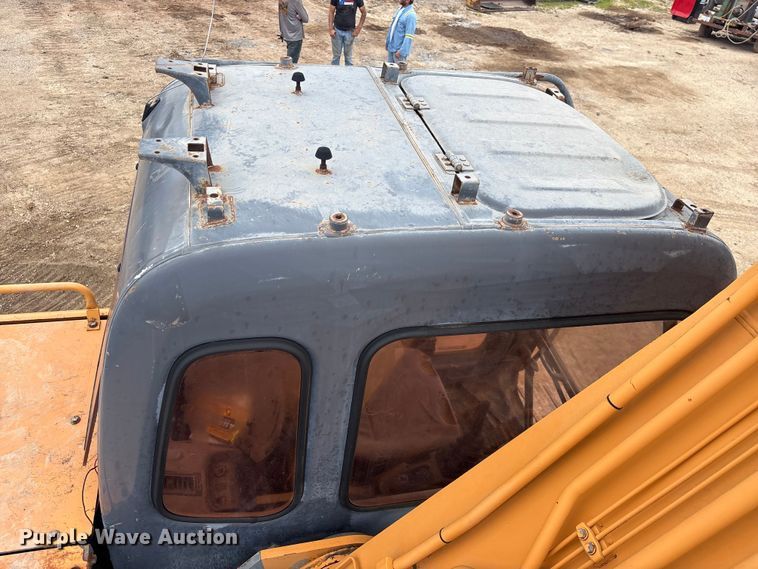 image for item EU0641 2006 Case CX240 excavator