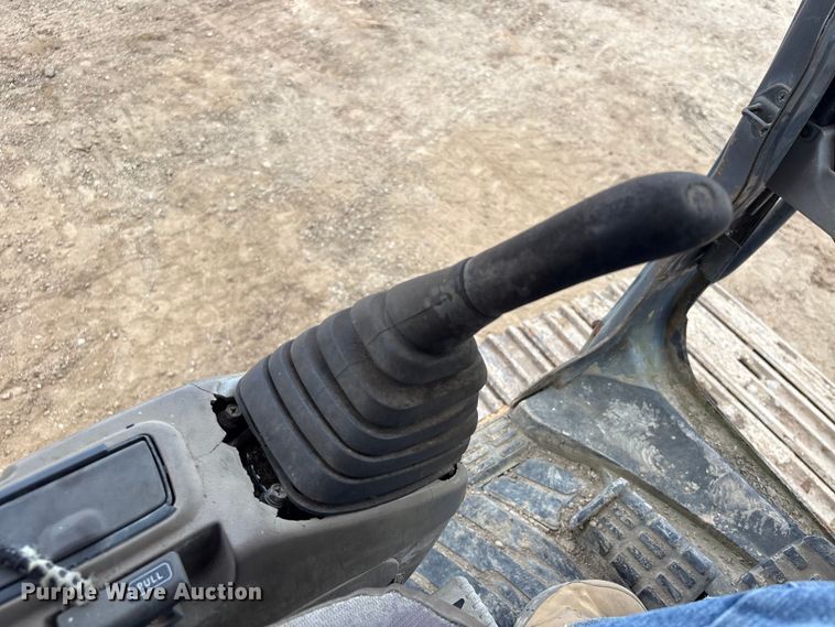 image for item EU0641 2006 Case CX240 excavator