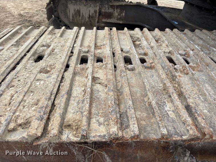 image for item EU0641 2006 Case CX240 excavator
