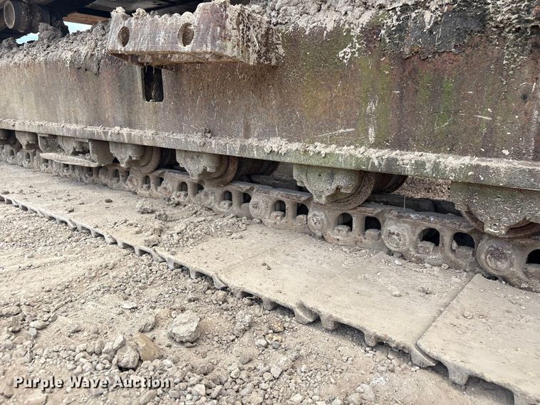 image for item EU0641 2006 Case CX240 excavator
