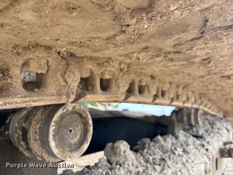 image for item EU0641 2006 Case CX240 excavator
