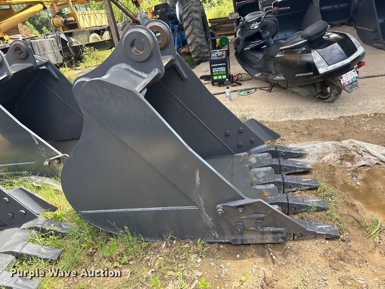 image for item EU0667 Smartcharm SCGB200-CAT320D-42GP excavator bucket