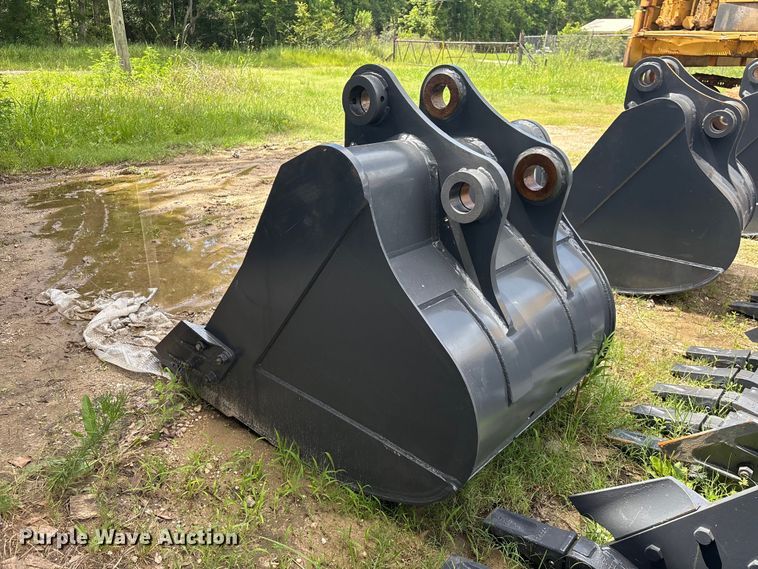 image for item EU0667 Smartcharm SCGB200-CAT320D-42GP excavator bucket