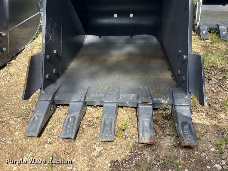 image for item EU0668 Smartcharm SCGB200-CAT320D-42GP excavator bucket