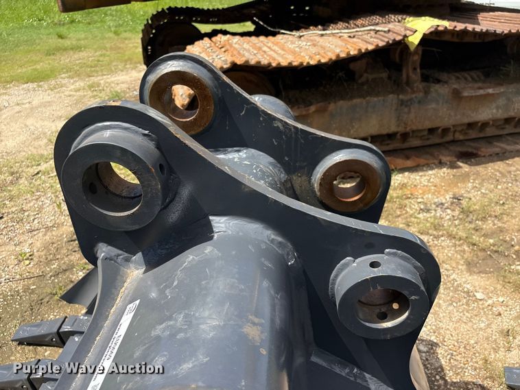 image for item EU0669 Smartcharm SCGB200-CAT320D-42GP excavator bucket
