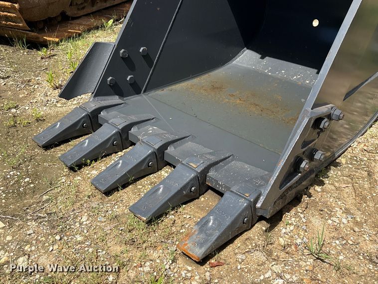 image for item EU0669 Smartcharm SCGB200-CAT320D-42GP excavator bucket