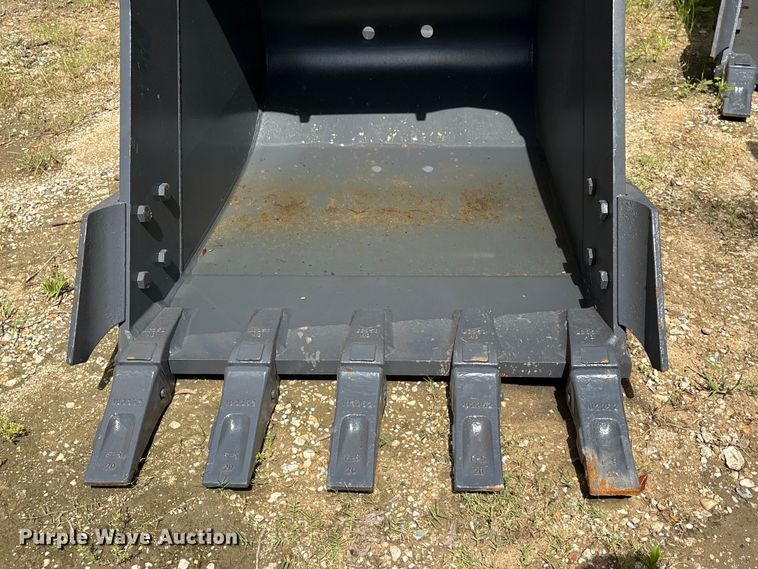 image for item EU0669 Smartcharm SCGB200-CAT320D-42GP excavator bucket