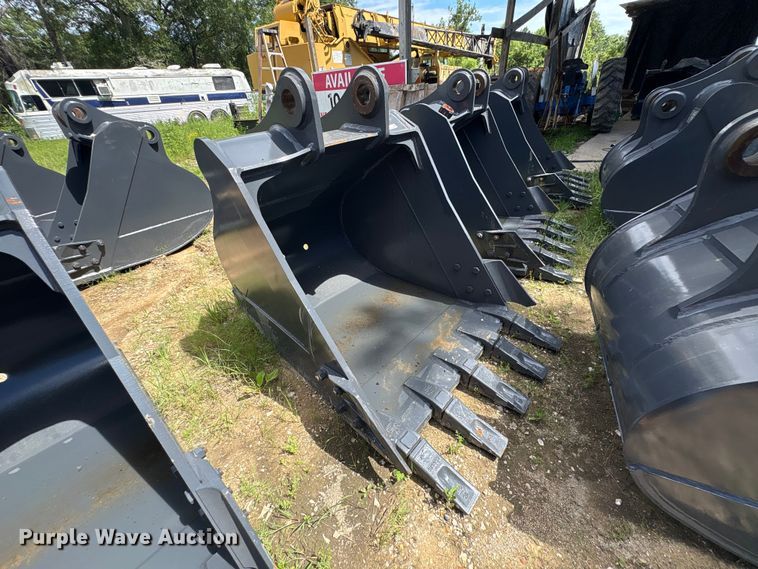 image for item EU0671 Smartcharm SCGB200-CAT320D-42GP excavator bucket