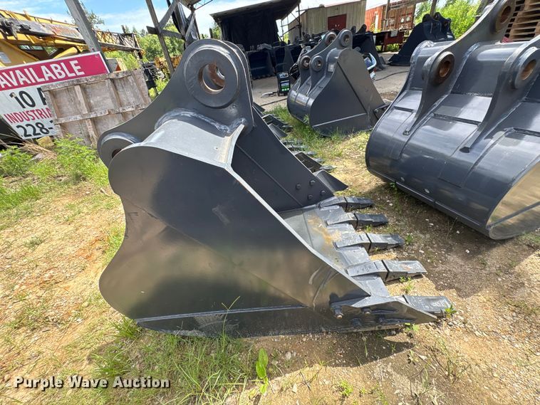 image for item EU0671 Smartcharm SCGB200-CAT320D-42GP excavator bucket