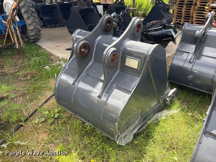image for item EU0673 Smartcharm SCGB200-CAT320D-42GP excavator bucket