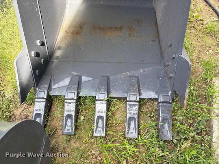 image for item EU0673 Smartcharm SCGB200-CAT320D-42GP excavator bucket
