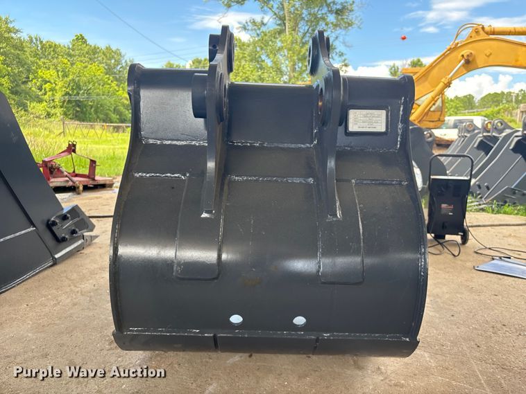 image for item EU0674 Smartcharm SCGB200-CAT320D-42GP excavator bucket