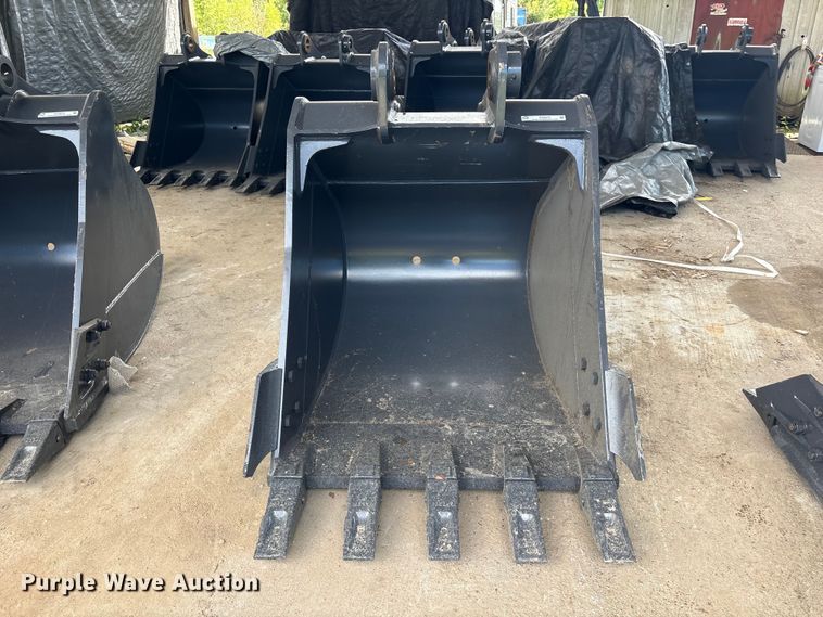 image for item EU0675 Smartcharm SCGB200-CAT320D-42GP excavator bucket