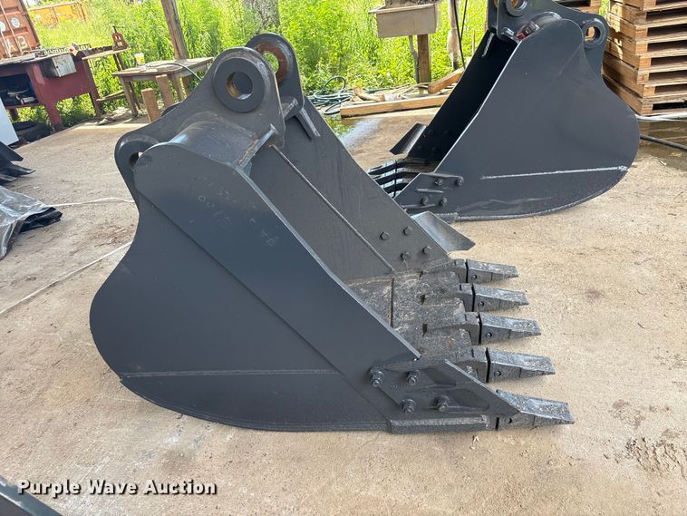 image for item EU0675 Smartcharm SCGB200-CAT320D-42GP excavator bucket