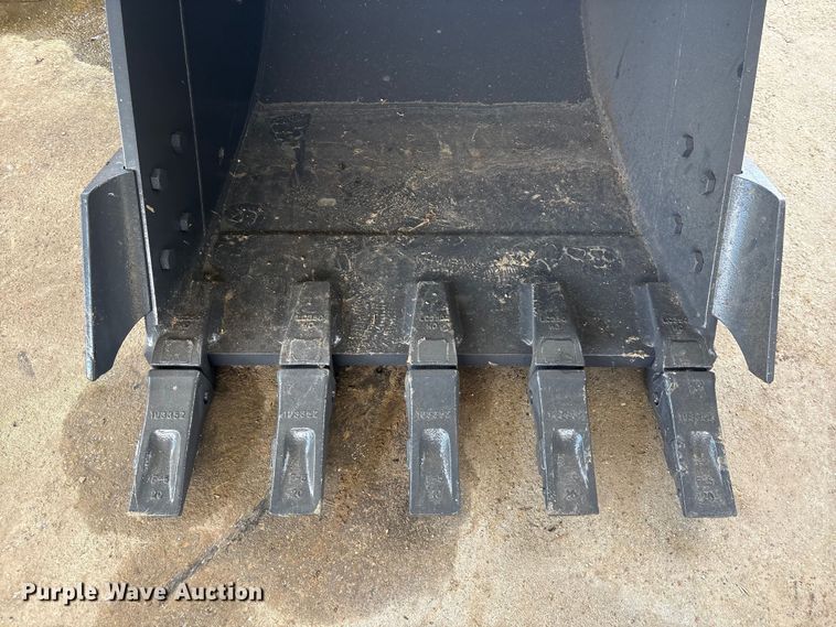 image for item EU0676 Smartcharm SCGB200-CAT320D-42GP excavator bucket