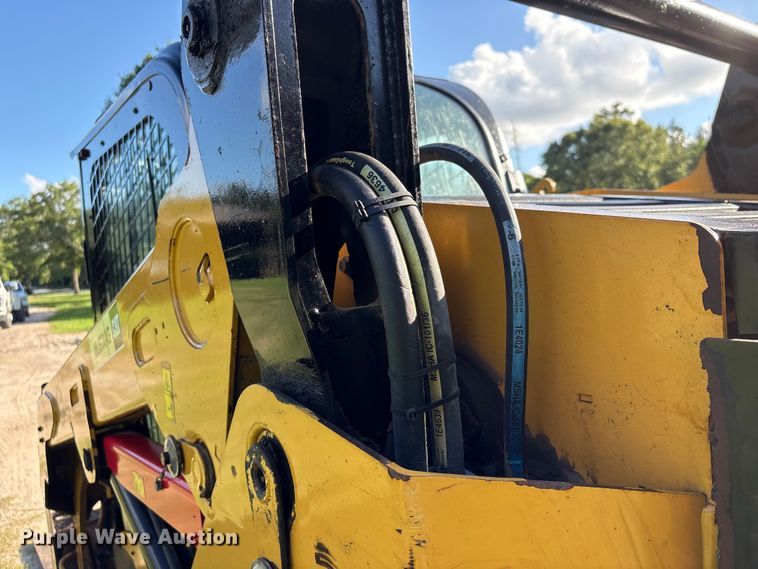 image for item EU0680 2018 Caterpillar 259D tracked skid steer loader