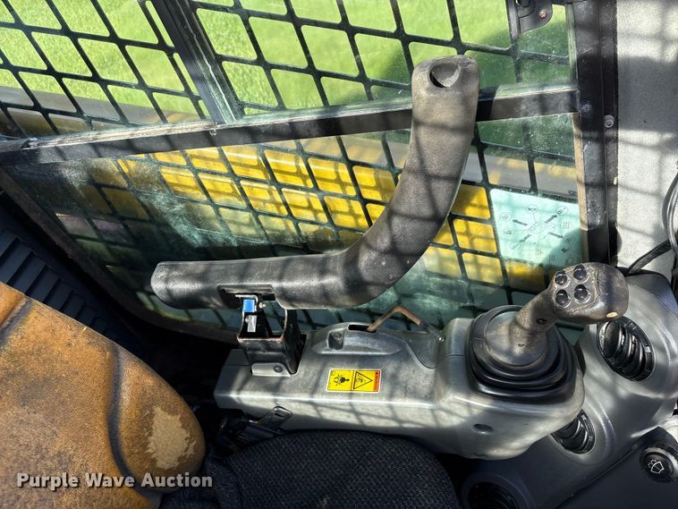 image for item EU0680 2018 Caterpillar 259D tracked skid steer loader