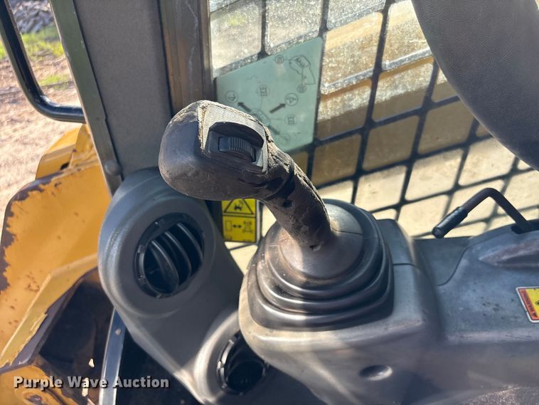 image for item EU0680 2018 Caterpillar 259D tracked skid steer loader