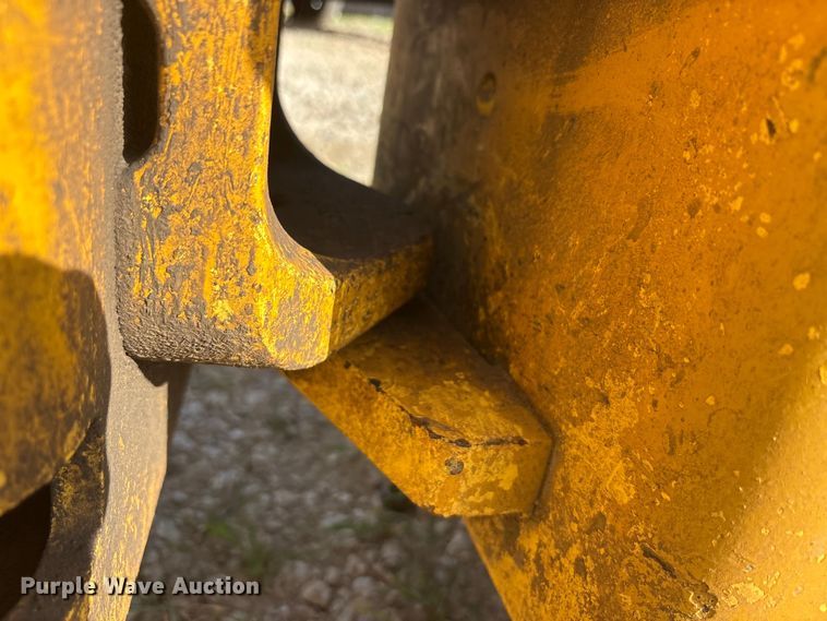 image for item EU5664 Bomag BMP8500 trench compactor