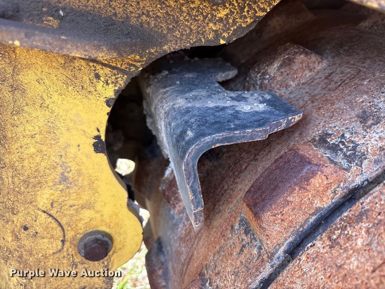 image for item EU5664 Bomag BMP8500 trench compactor