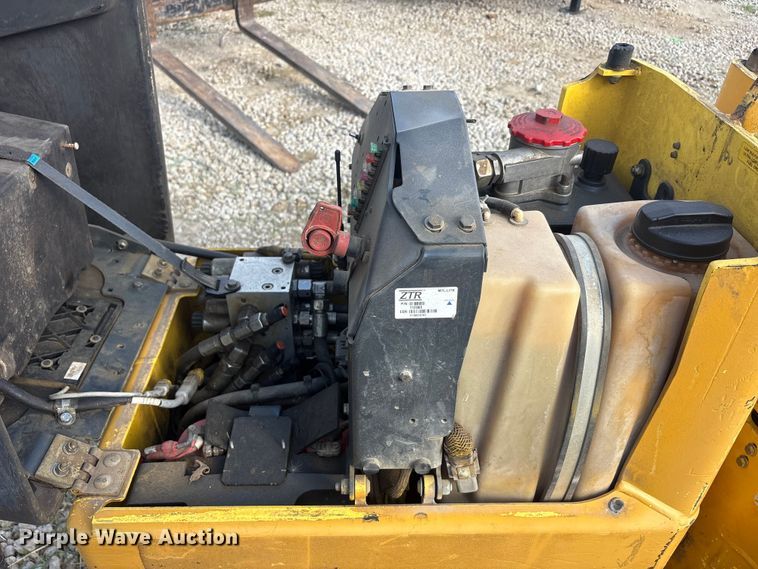 image for item EU5664 Bomag BMP8500 trench compactor