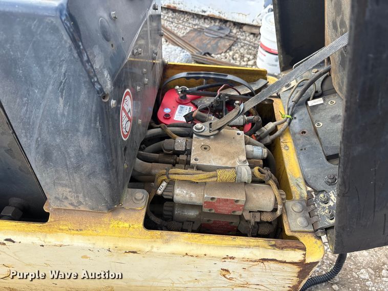 image for item EU5665 Bomag BMP8500 trench compactor