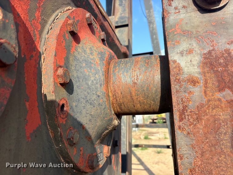 image for item EU5681 1985 American international 114-143-64 pump jack