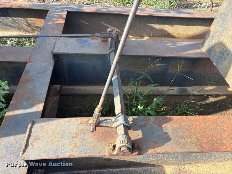 image for item EU5681 1985 American international 114-143-64 pump jack
