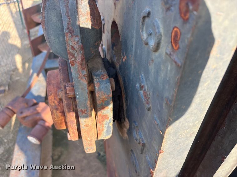 image for item EU5681 1985 American international 114-143-64 pump jack