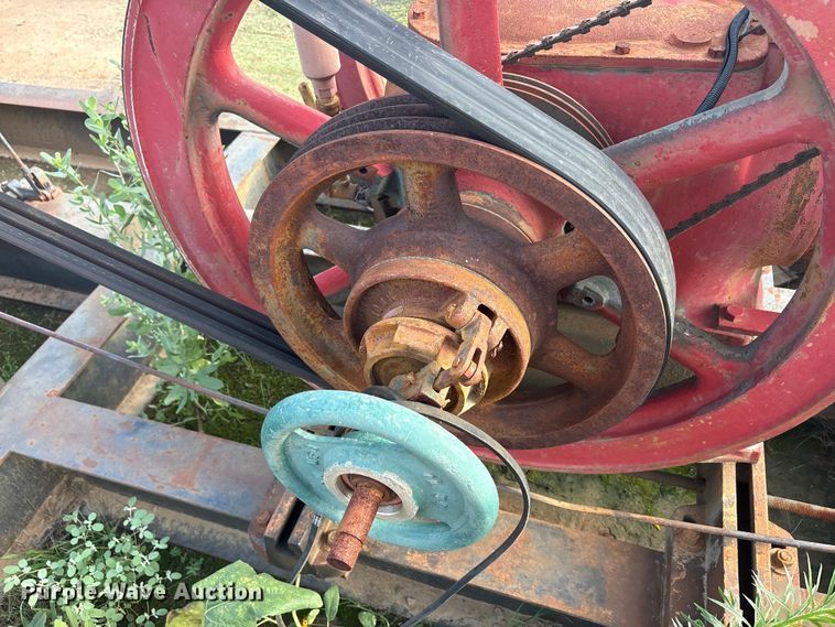 image for item EU5681 1985 American international 114-143-64 pump jack