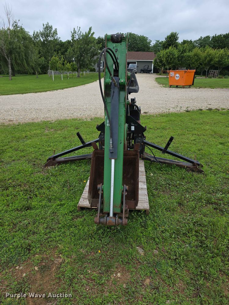 image for item EV2235 John Deere F646  backhoe attachment