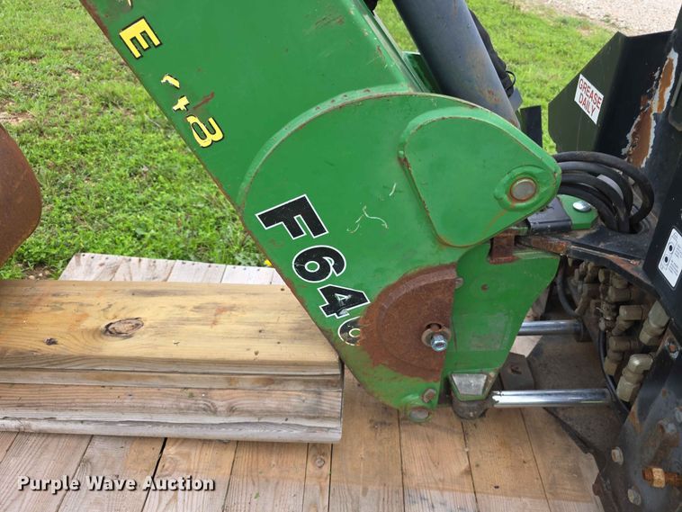 image for item EV2235 John Deere F646  backhoe attachment