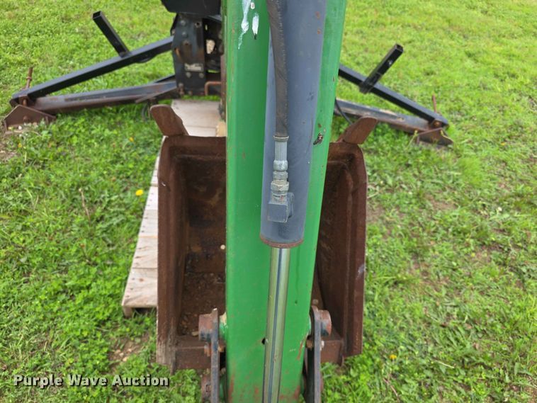 image for item EV2235 John Deere F646  backhoe attachment