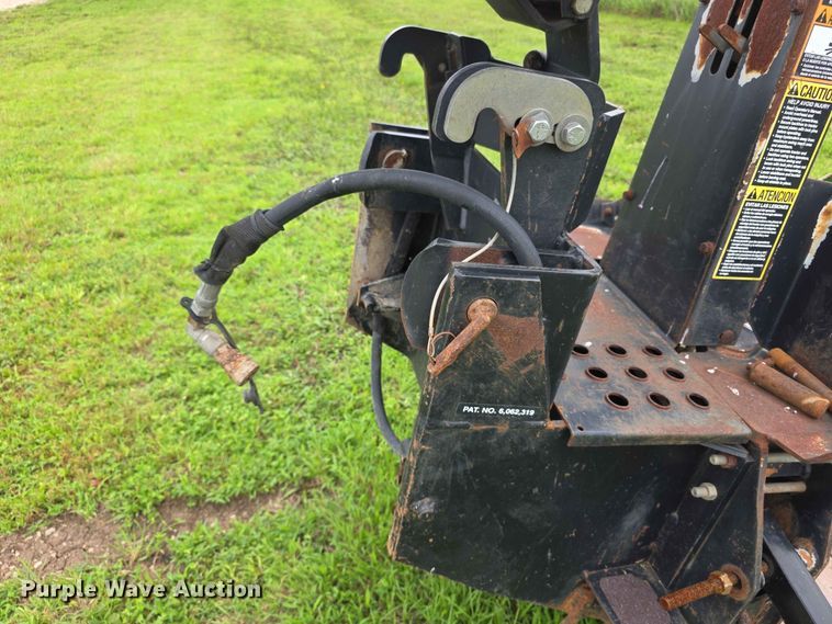image for item EV2235 John Deere F646  backhoe attachment