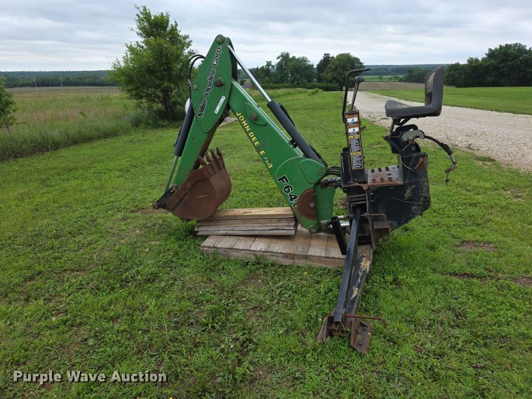 image for item EV2235 John Deere F646  backhoe attachment