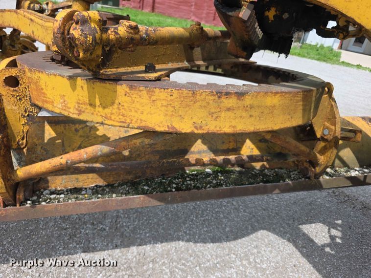 image for item EV2236 Caterpillar 212 motor grader