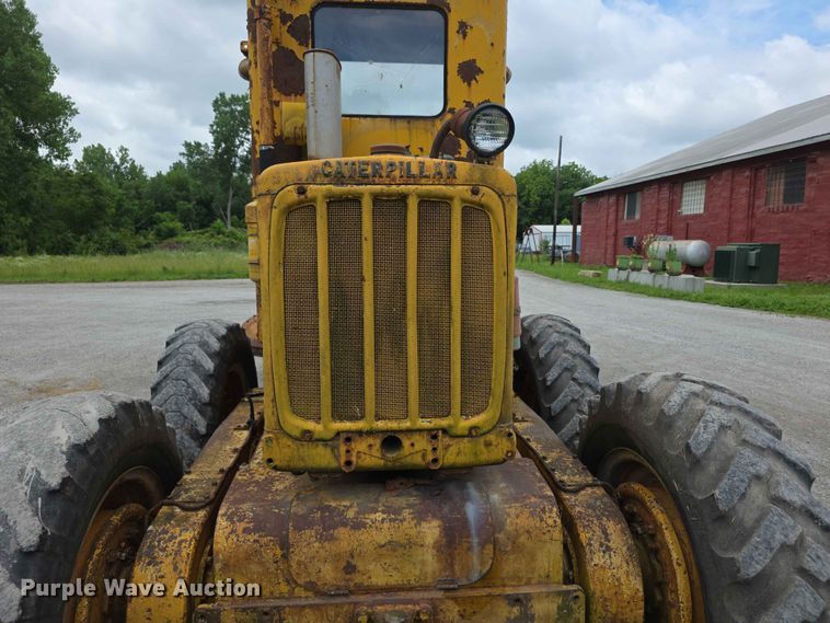 image for item EV2236 Caterpillar 212 motor grader
