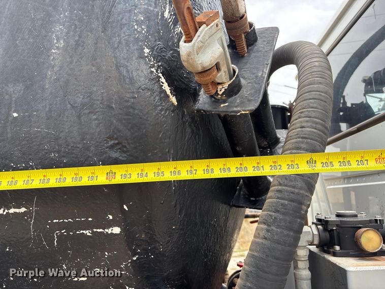 image for item EW0014 2012 Mack Granite tank truck