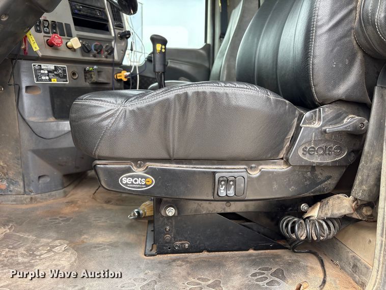 image for item EW0014 2012 Mack Granite tank truck