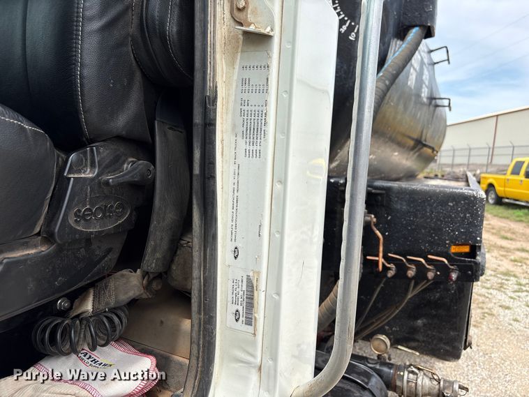 image for item EW0014 2012 Mack Granite tank truck
