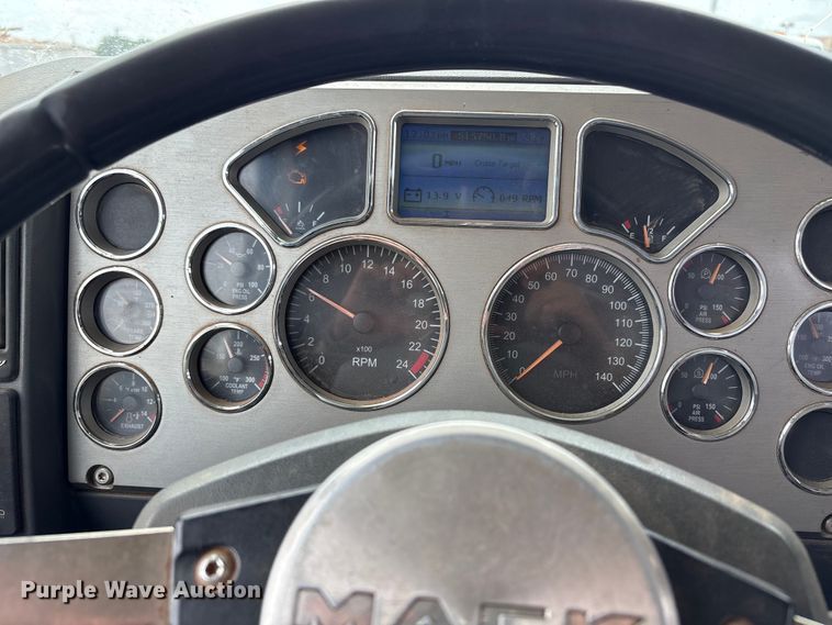 image for item EW0014 2012 Mack Granite tank truck