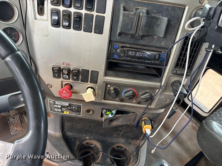 image for item EW0014 2012 Mack Granite tank truck