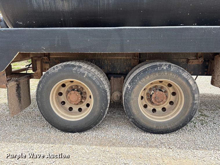 image for item EW0014 2012 Mack Granite tank truck