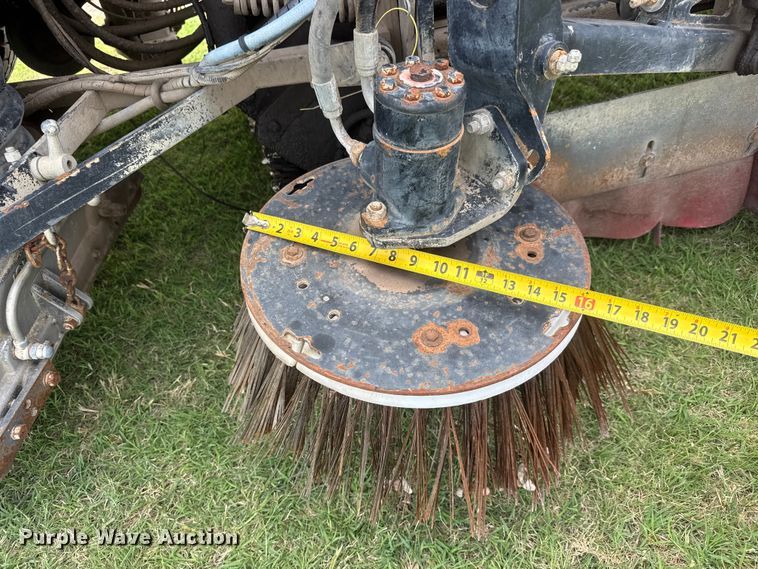 image for item EW0020 2000 Freightliner FC70 street sweeper truck