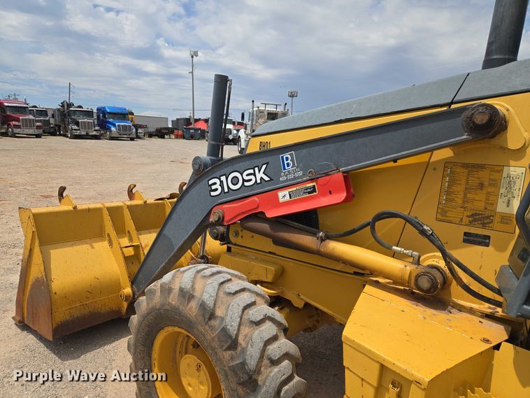 image for item EW0162 2014 John Deere 310SK backhoe