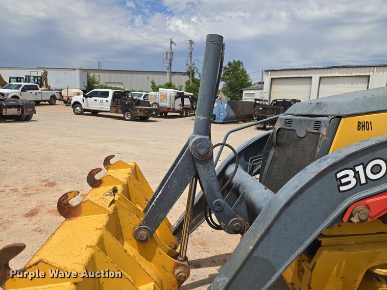 image for item EW0162 2014 John Deere 310SK backhoe